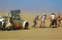 Citroen 2CV remorquee